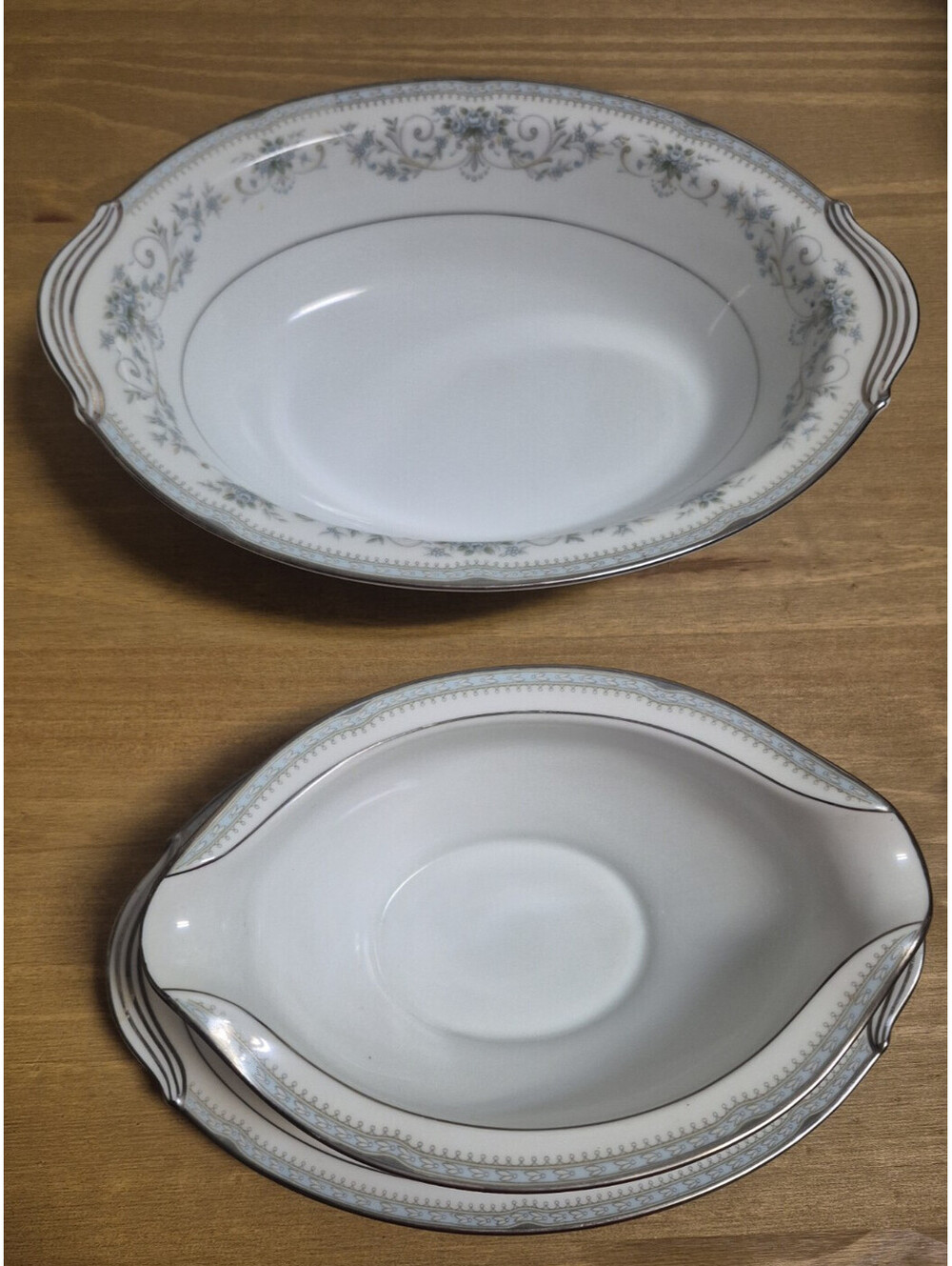 Noritake Fine China COLBURN #6107 - Oval Serving Bowl w/ handles & Gravy Boat